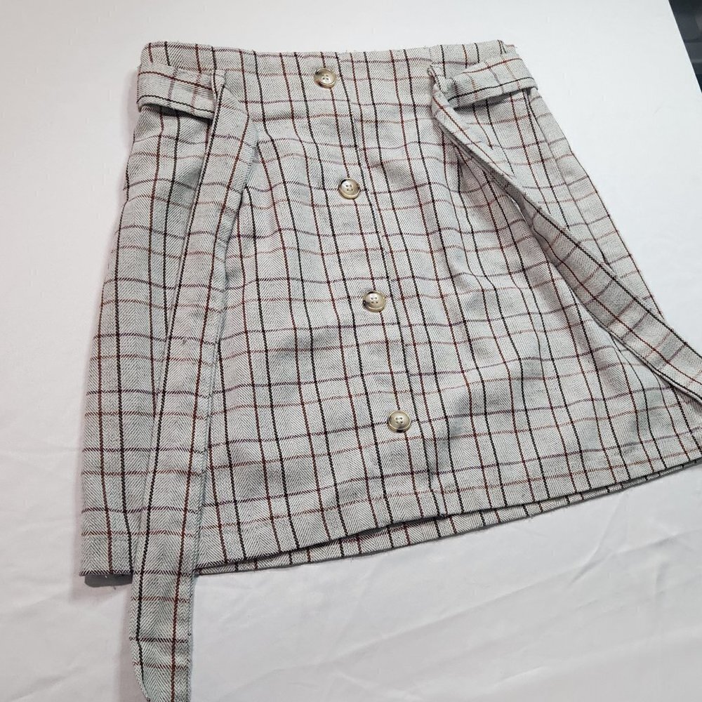 Potters Pot Skirt
Lot K